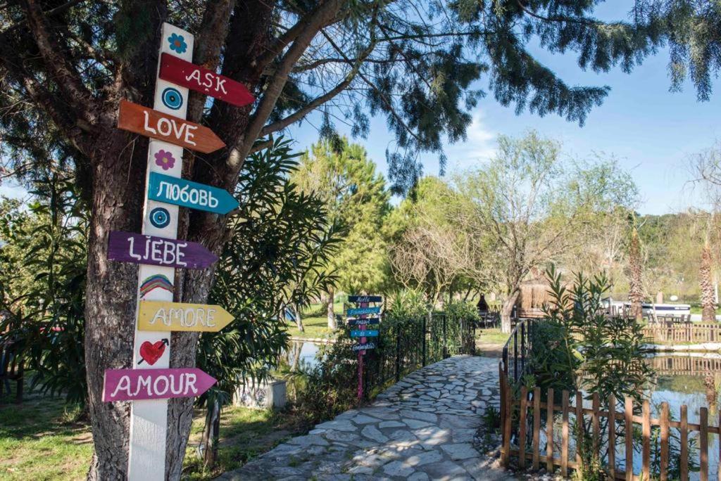 Otantik Tas Ev Acomodação com café da manhã Dalaman Exterior foto