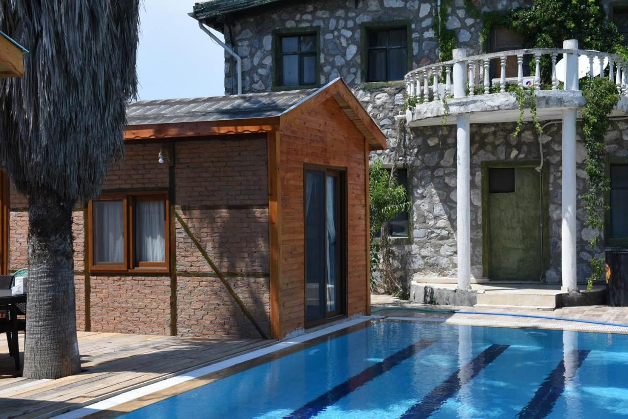Otantik Tas Ev Acomodação com café da manhã Dalaman Exterior foto